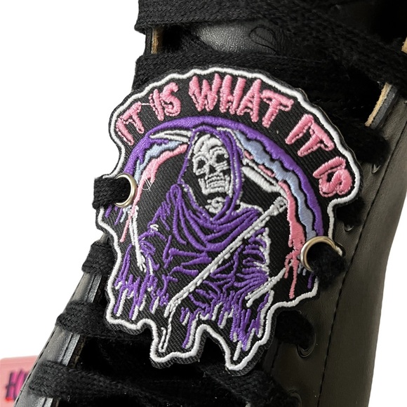 Grim Reaper shoelace patch charm for skates and boots - Picture 2 of 5